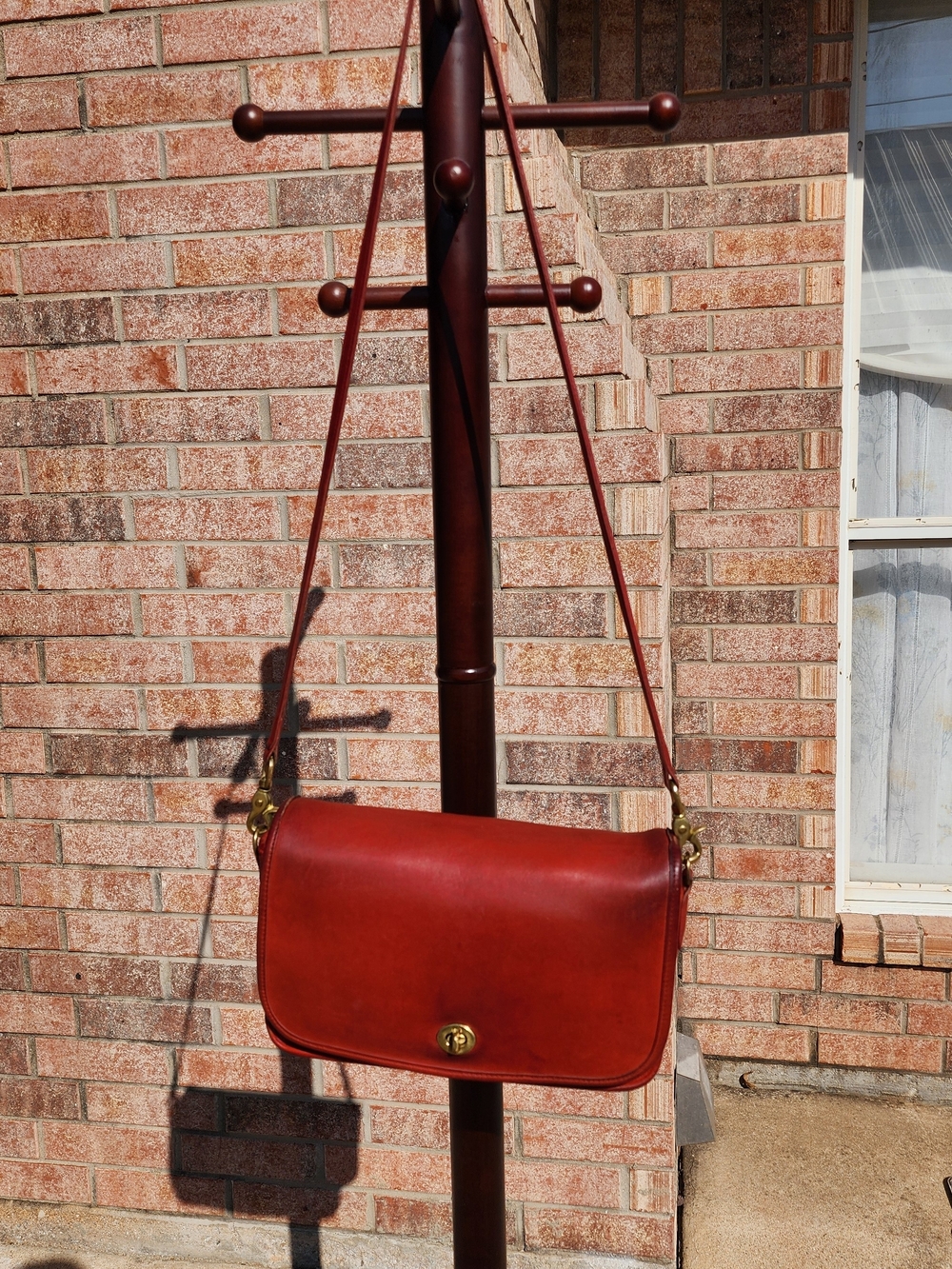 Vintage Coach Red Leather City Bag Crossbody Flap –Style 9790